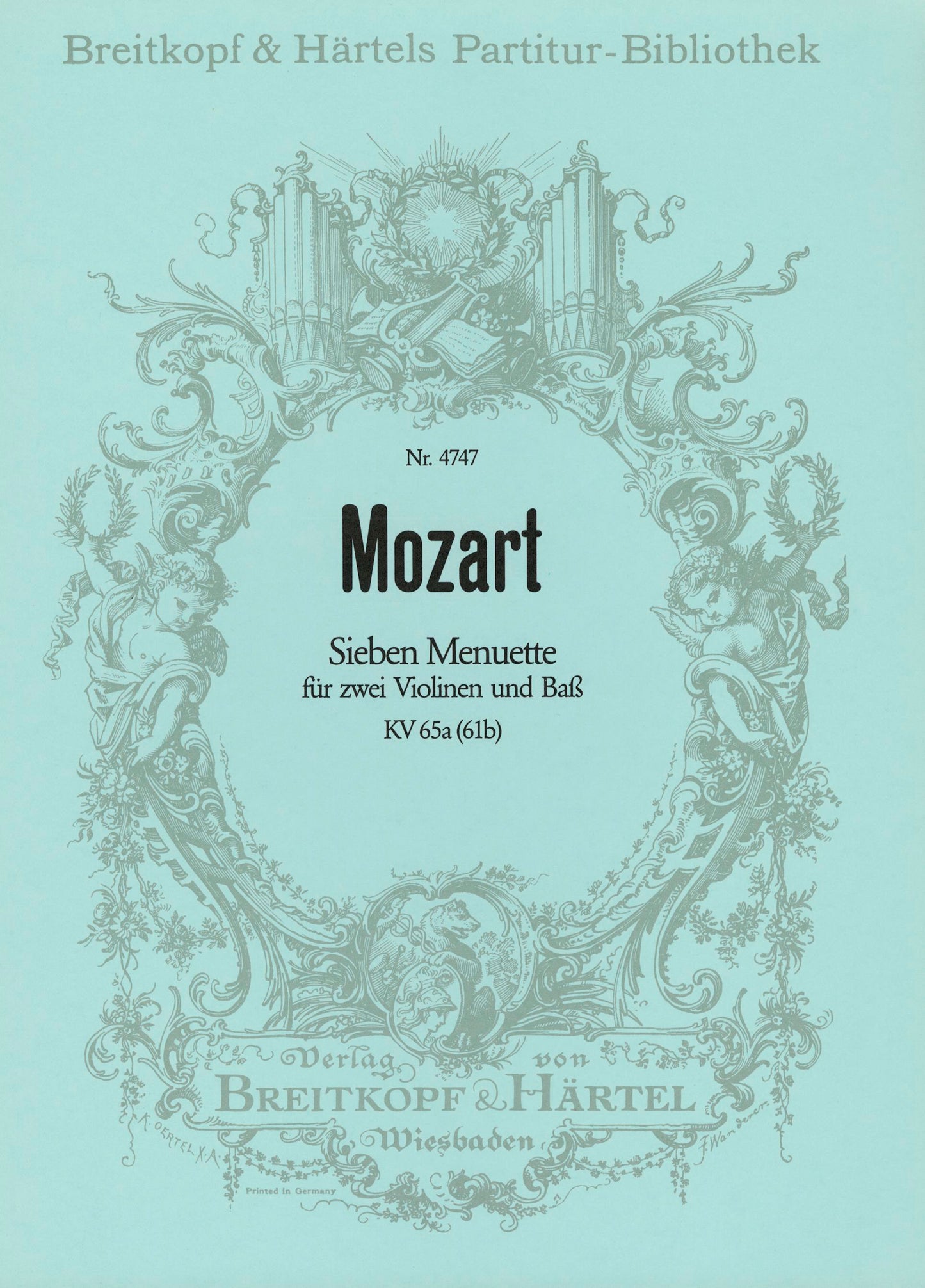 モーツァルト：7つのメヌエット(トリオ付) KV 65a(61b)(2本のバイオリンと通奏低音): 指揮者用大型スコア 【輸入：オーケストラ(スコア)】